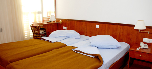 Hotell Aurora/ Podgora 6 Hotell Aurora/ Podgora 6